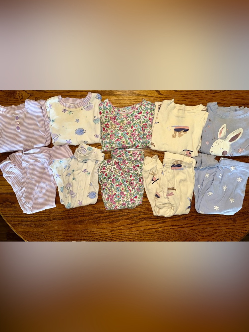 Carters & Baby Gap pajama bundle. 12-18 Month, 5 pairs total.